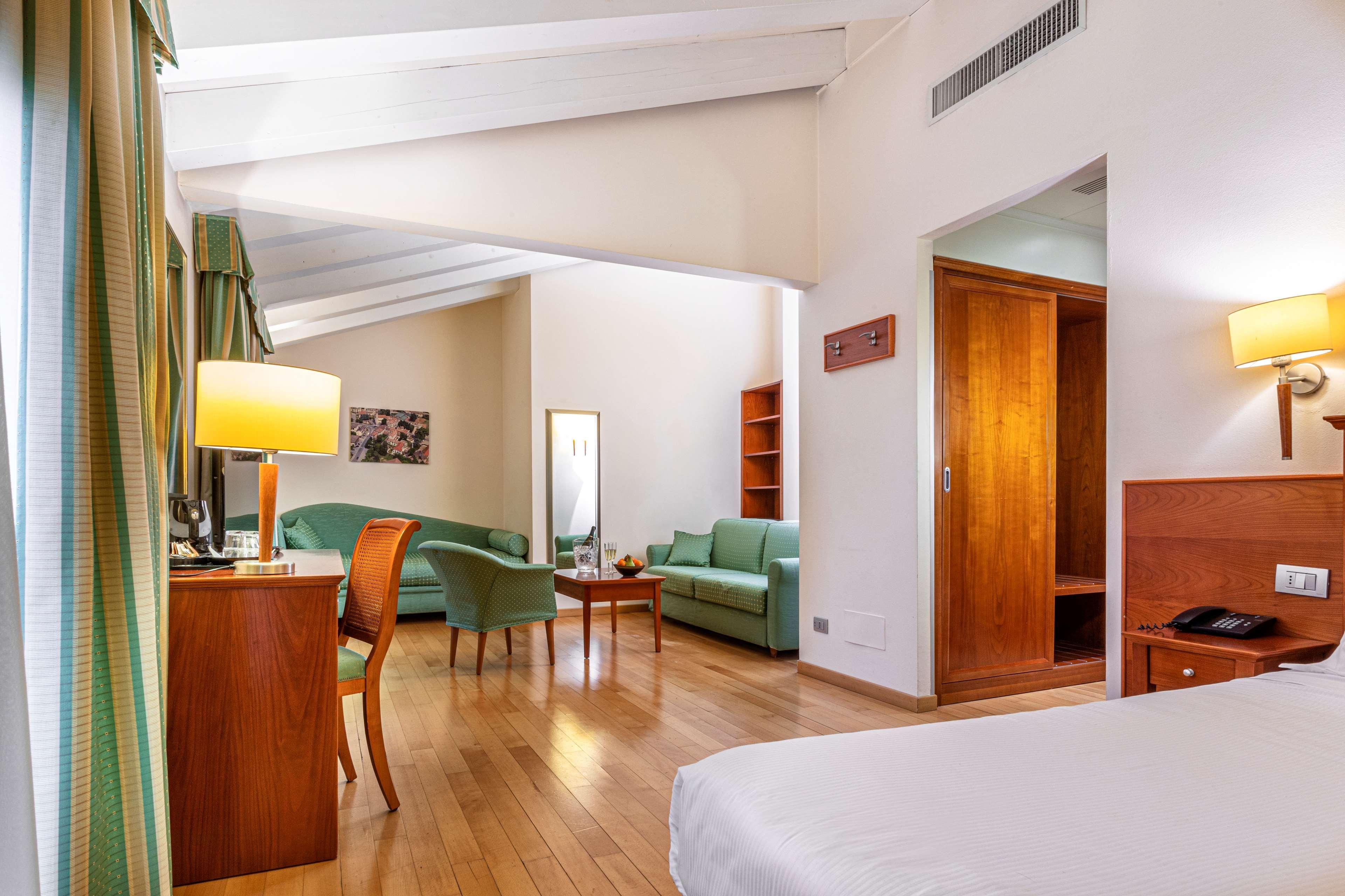 Best Western Titian Inn Hotel Treviso Silea Extérieur photo